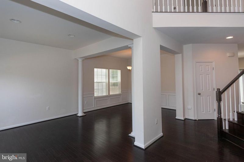 4100 Presidential Hill Loop, Dumfries, VA 22025