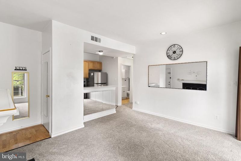 3912 Penderview Dr #528, Fairfax, VA 22033