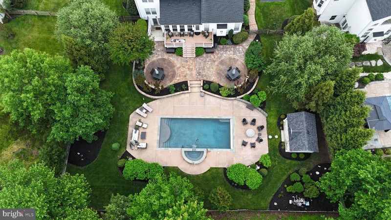 42498 Longacre Dr, Chantilly, VA 20152