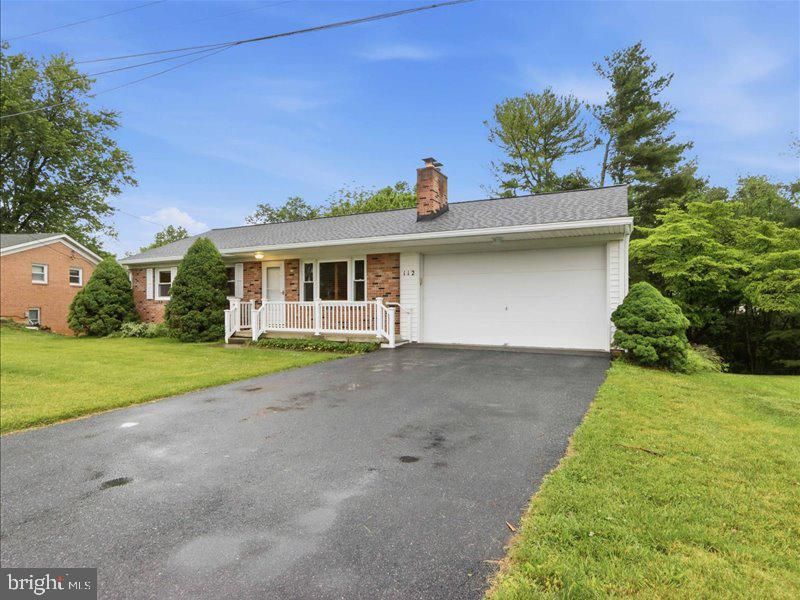 112 Locust Ct, Middletown, MD 21769