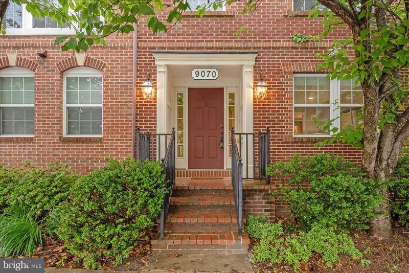 9070 Mcpherson St, Frederick, MD 21704
