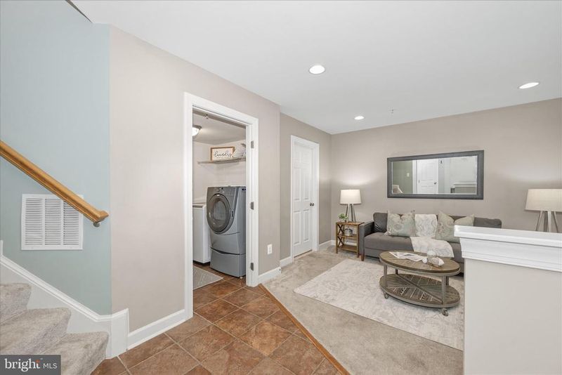 9070 Mcpherson St, Frederick, MD 21704