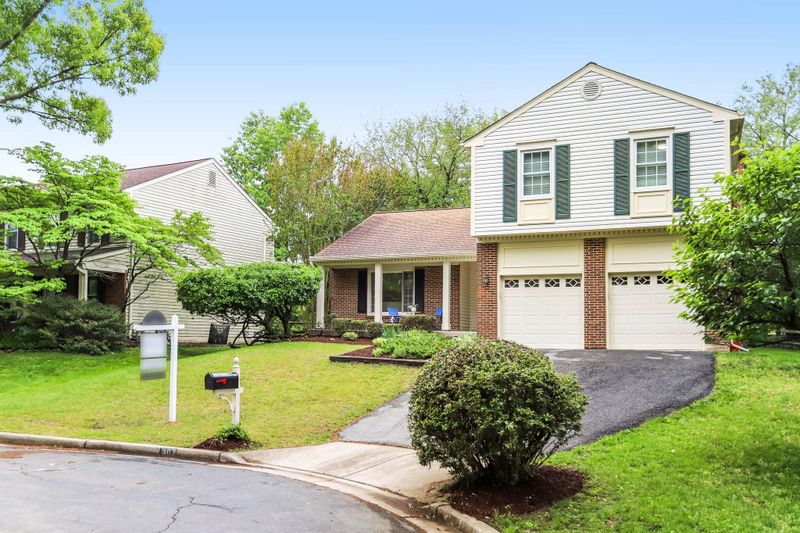 302 Bostwick Ln, Gaithersburg, MD 20878