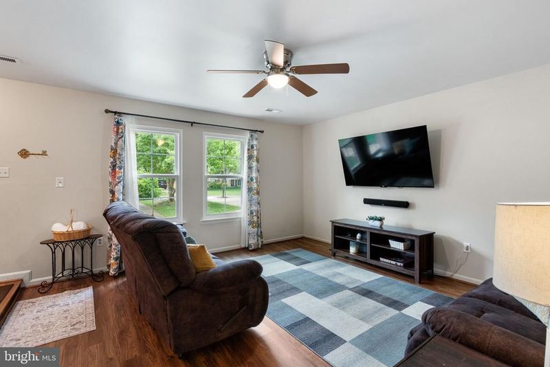 131 Matthew Ct, Stafford, VA 22554