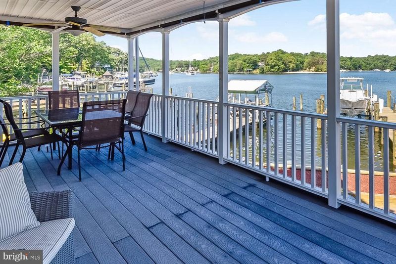 684 N Riverside Dr, Crownsville, MD 21032