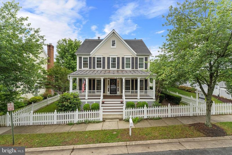 42869 Nashua St, Ashburn, VA 20147