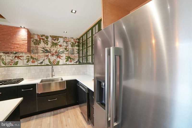 2217 Washington Ave #202, Silver Spring, MD 20910