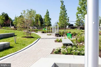 6216 Crosswind Dr, North Bethesda, MD 20852