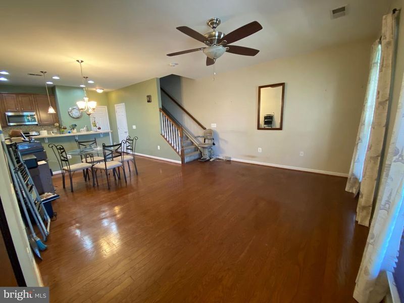 9461 Stonewall Rd, Manassas, VA 20110