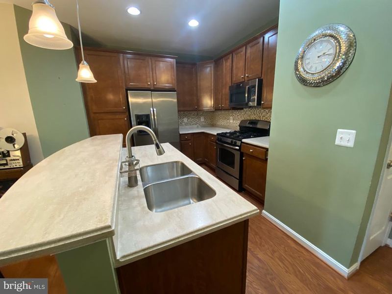 9461 Stonewall Rd, Manassas, VA 20110