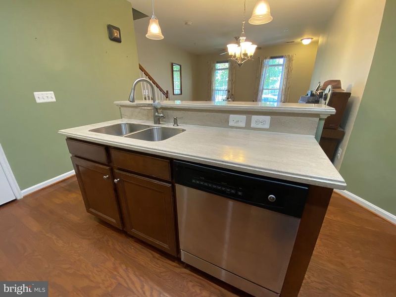 9461 Stonewall Rd, Manassas, VA 20110