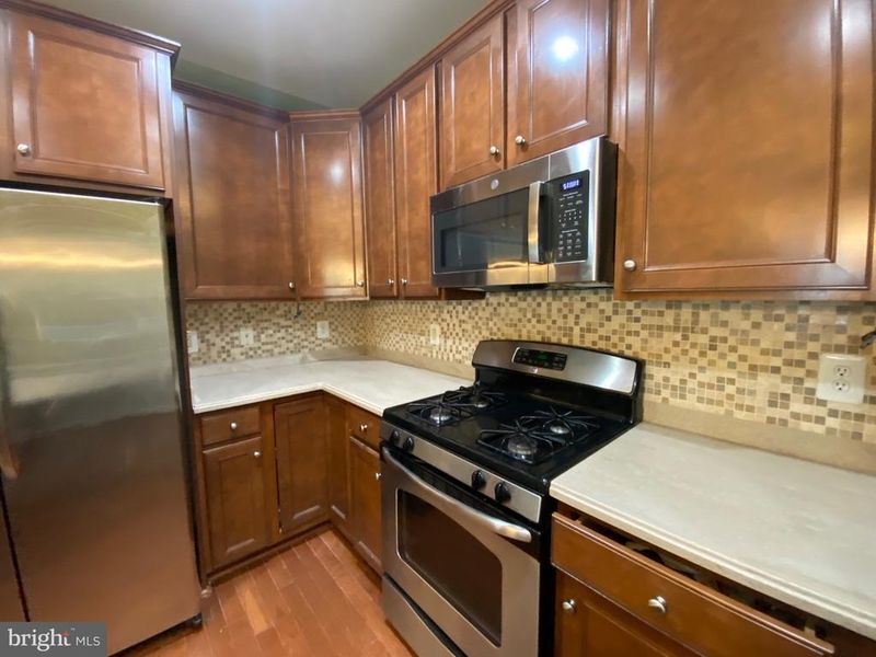 9461 Stonewall Rd, Manassas, VA 20110