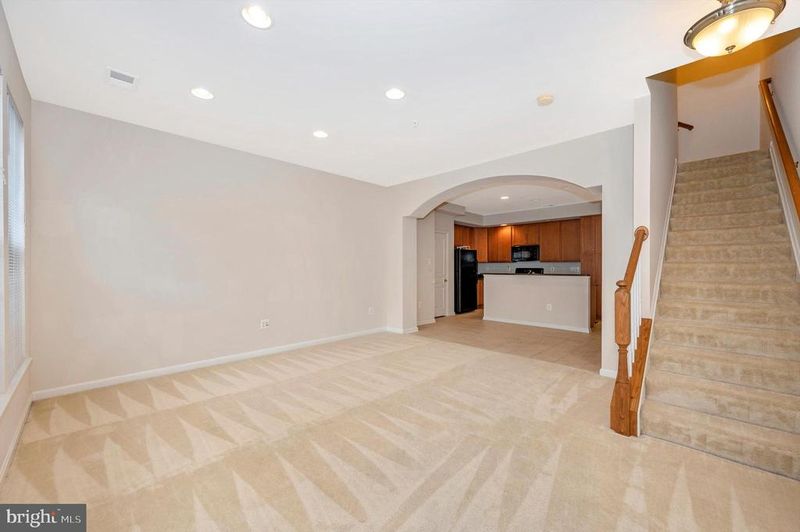 1816 Poolside Ln #35A, Frederick, MD 21701