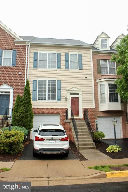 3404 Blue Mallard Ldg, Alexandria, VA 22306