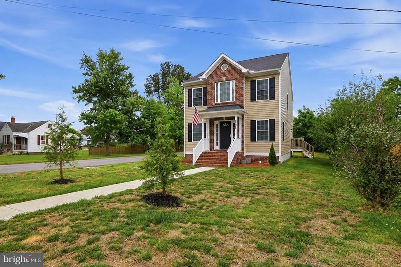 8528 Engleside St, Alexandria, VA 22309