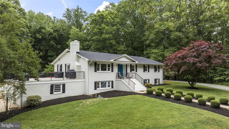 6313 Mallard Ln, Lothian, MD 20711