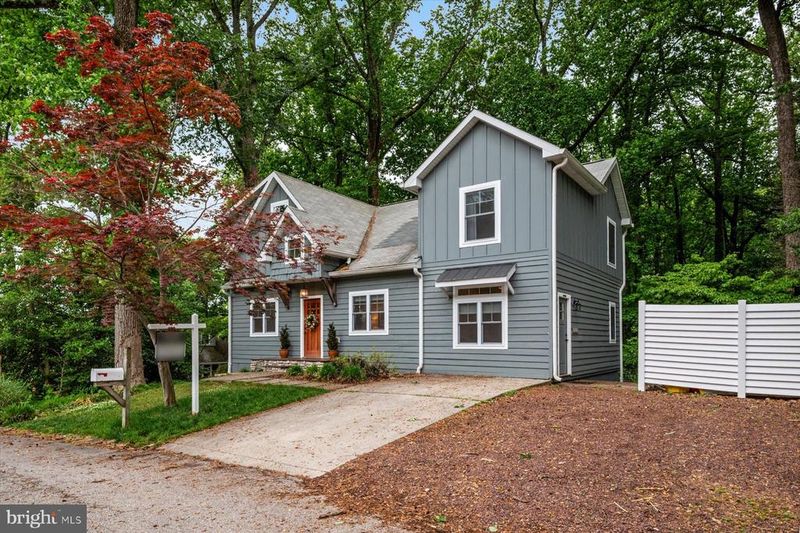 934 N Forest Trl, Crownsville, MD 21032