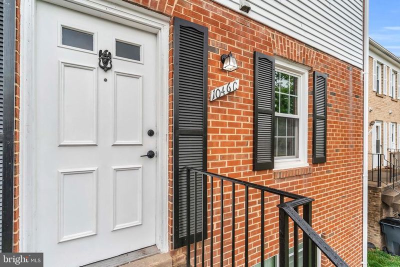 1046 Margate Ct, Sterling, VA 20164