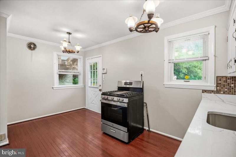 8306 Quentin St, Hyattsville, MD 20784