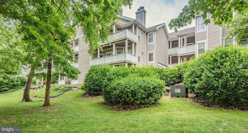 14321 Climbing Rose Way #204, Centreville, VA 20121
