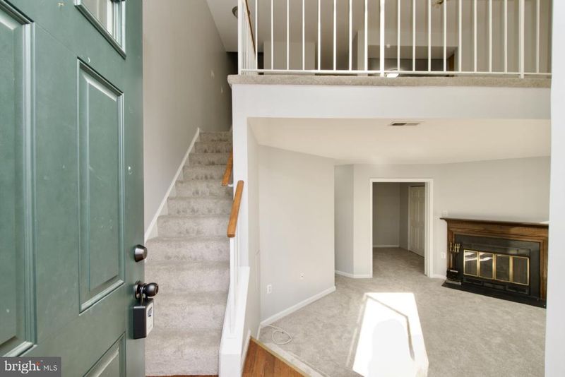 7517 Belle Grae Dr, Manassas, VA 20109