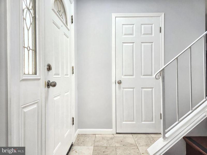 4587 Logsdon Dr #31, Annandale, VA 22003