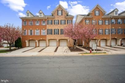 4647 Red Admiral Way #163, Fairfax, VA 22033