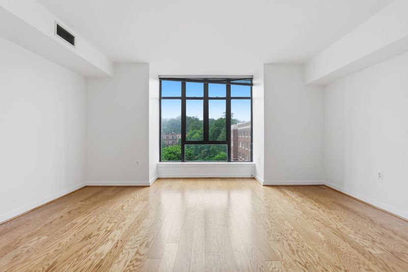 3883 Connecticut Ave NW #606, Washington, DC 20008