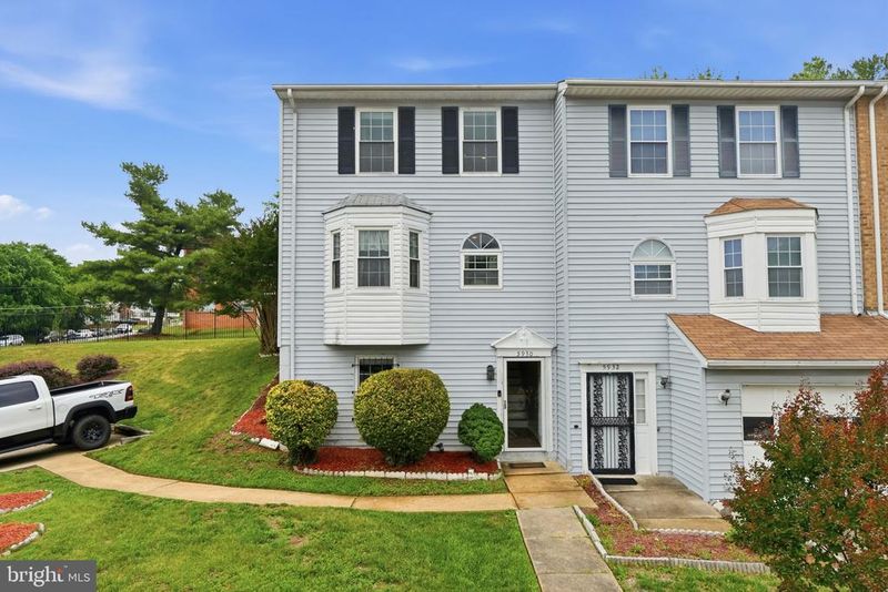 5930 Saint Moritz Dr, Temple Hills, MD 20748