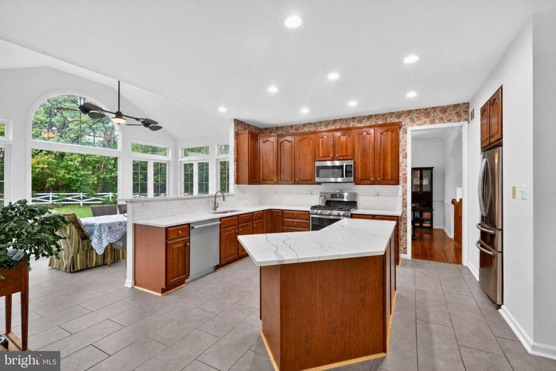 5136 Charlington Ct, Frederick, MD 21703