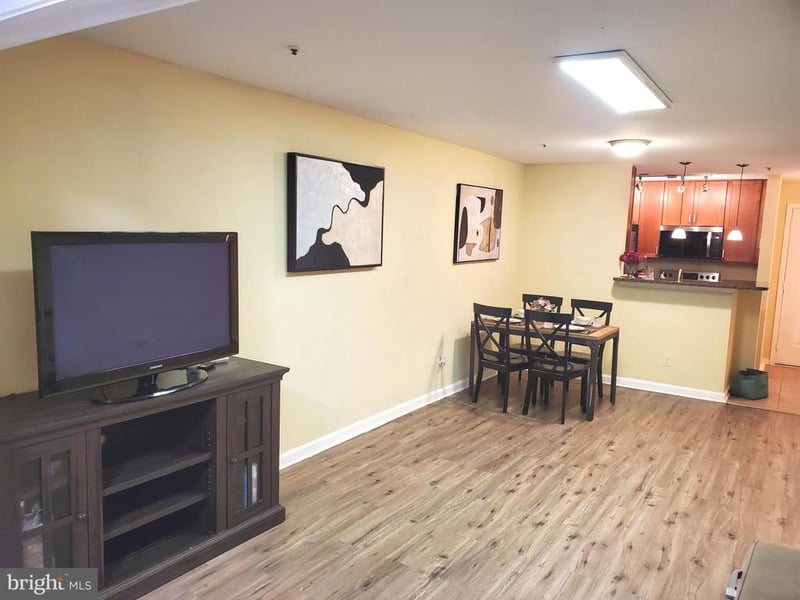 3176 Summit Square Dr #4-A3, Oakton, VA 22124