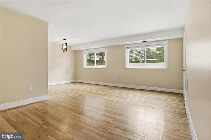 3355 University Blvd W #106, Kensington, MD 20895
