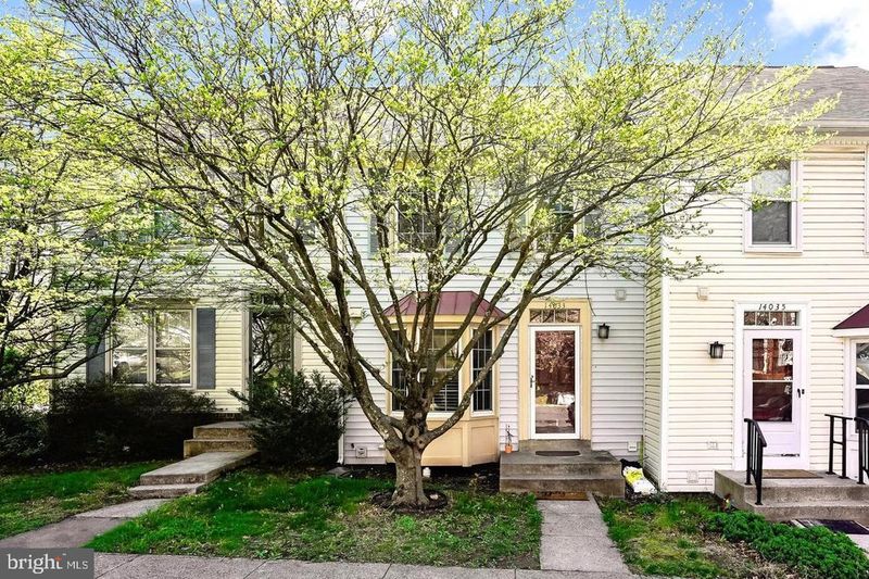 14033 Betsy Ross Ln, Centreville, VA 20121