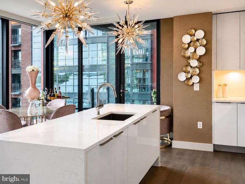 45 Sutton Sq SW #601, Washington, DC 20024