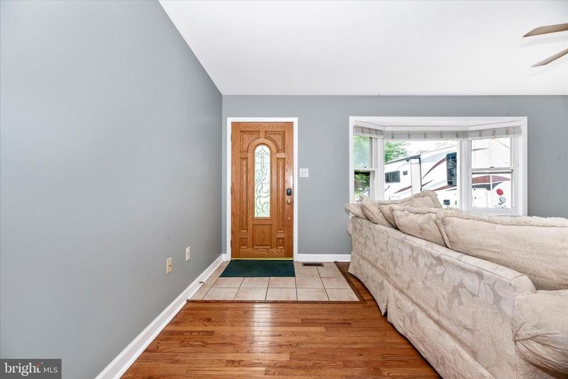 825 2nd Ave, Brunswick, MD 21716
