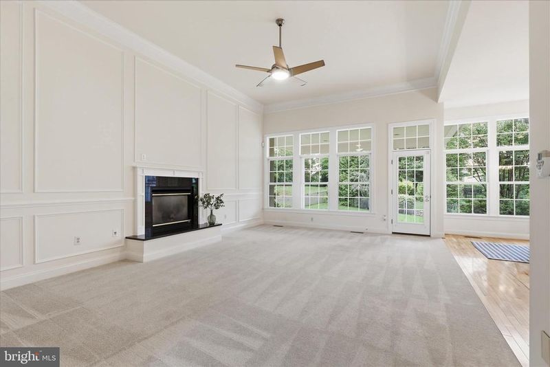 8277 Roxborough Loop, Gainesville, VA 20155