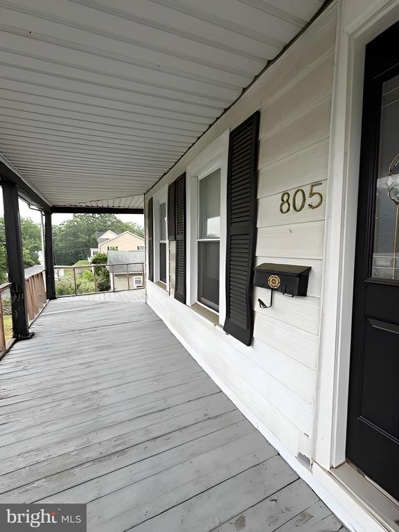 805 E B St, Brunswick, MD 21716