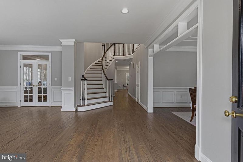 700 Park St SE, Vienna, VA 22180