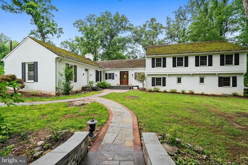6613 Bradley Blvd, Bethesda, MD 20817