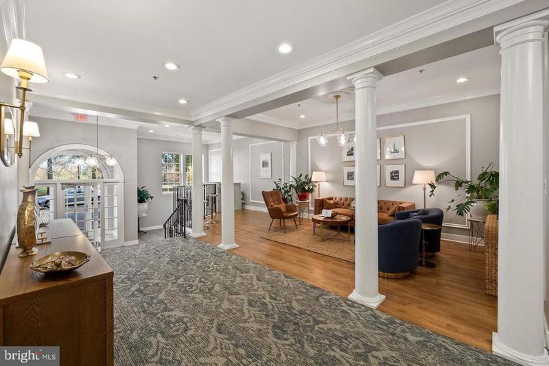 171 Somervelle St #205, Alexandria, VA 22304