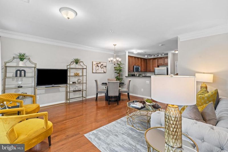 15324 Kensington Park Dr, Woodbridge, VA 22191