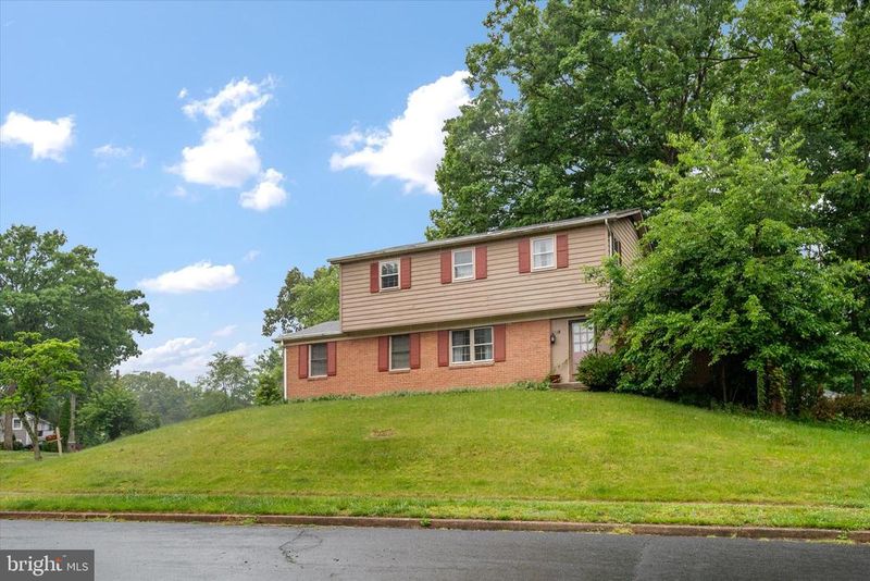 609 Kensington Ave, Severna Park, MD 21146