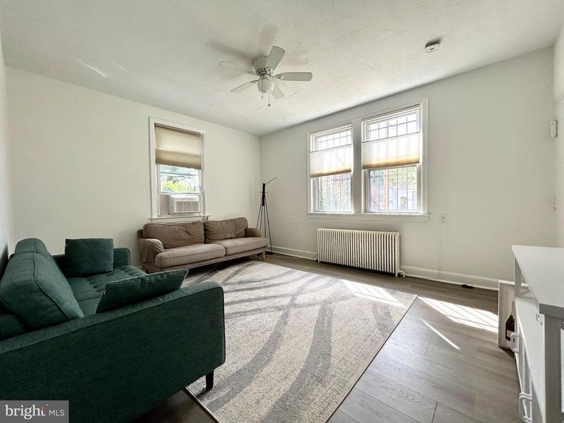 446 Mellon St SE #2, Washington, DC 20032