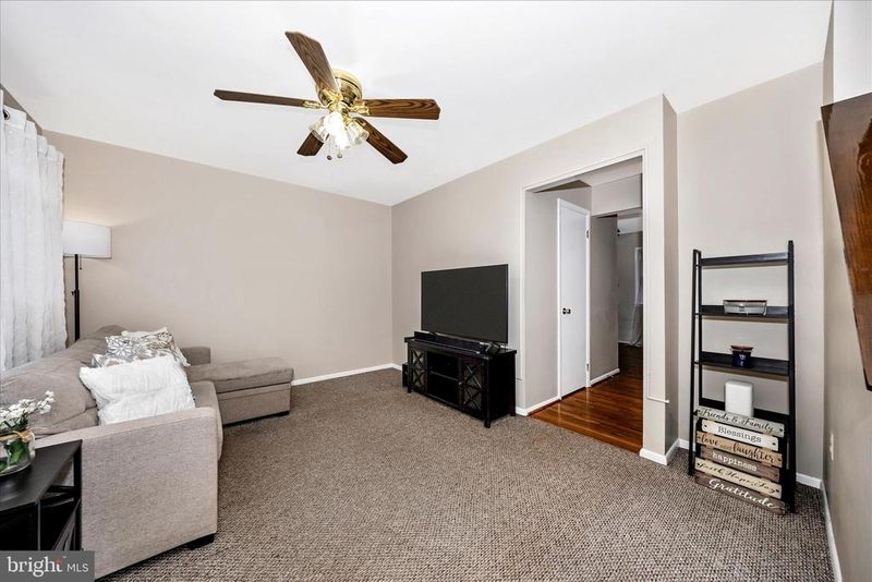 11 Wenner Dr, Brunswick, MD 21716