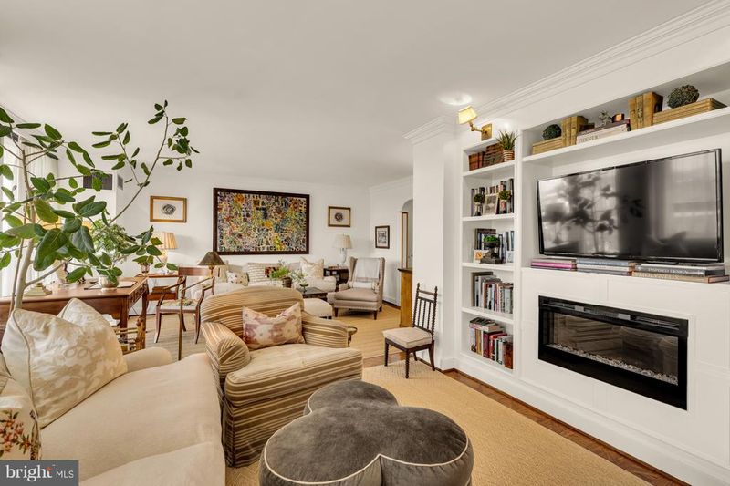400 Madison St #501/510, Alexandria, VA 22314