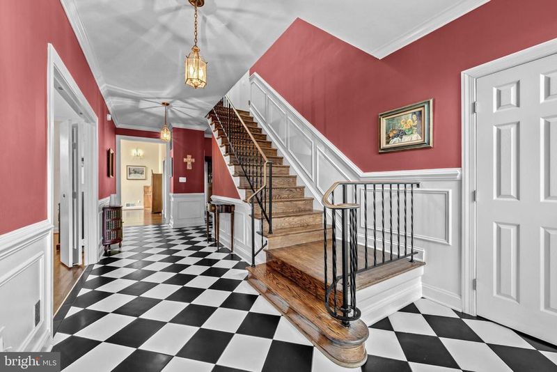 1502 Highwood Dr, Mclean, VA 22101