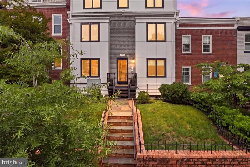 1222 Neal St NE #3, Washington, DC 20002
