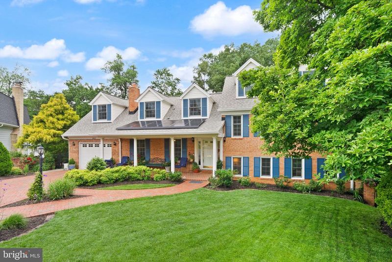 1902 Ancilla Ct, Alexandria, VA 22307