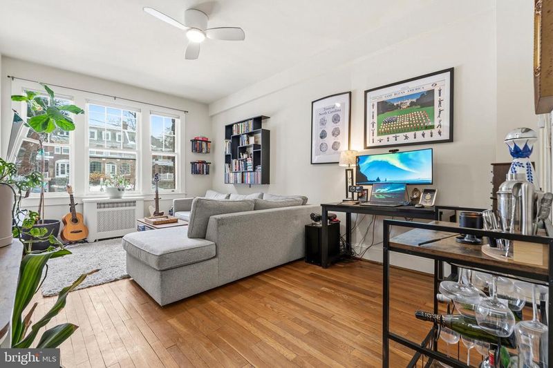 3026 Porter St NW #101, Washington, DC 20008