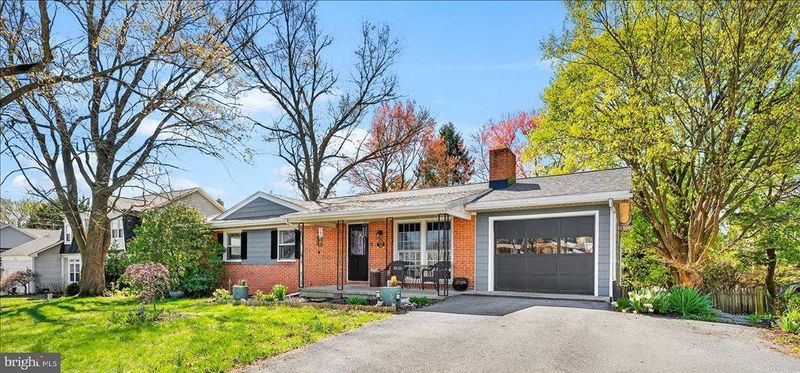 33 Fox Rock Dr, Myersville, MD 21773